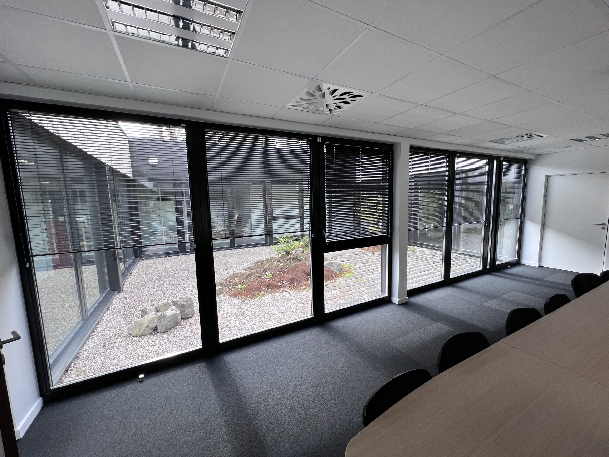 Stores intérieurs 35 IMG 0519 scaled