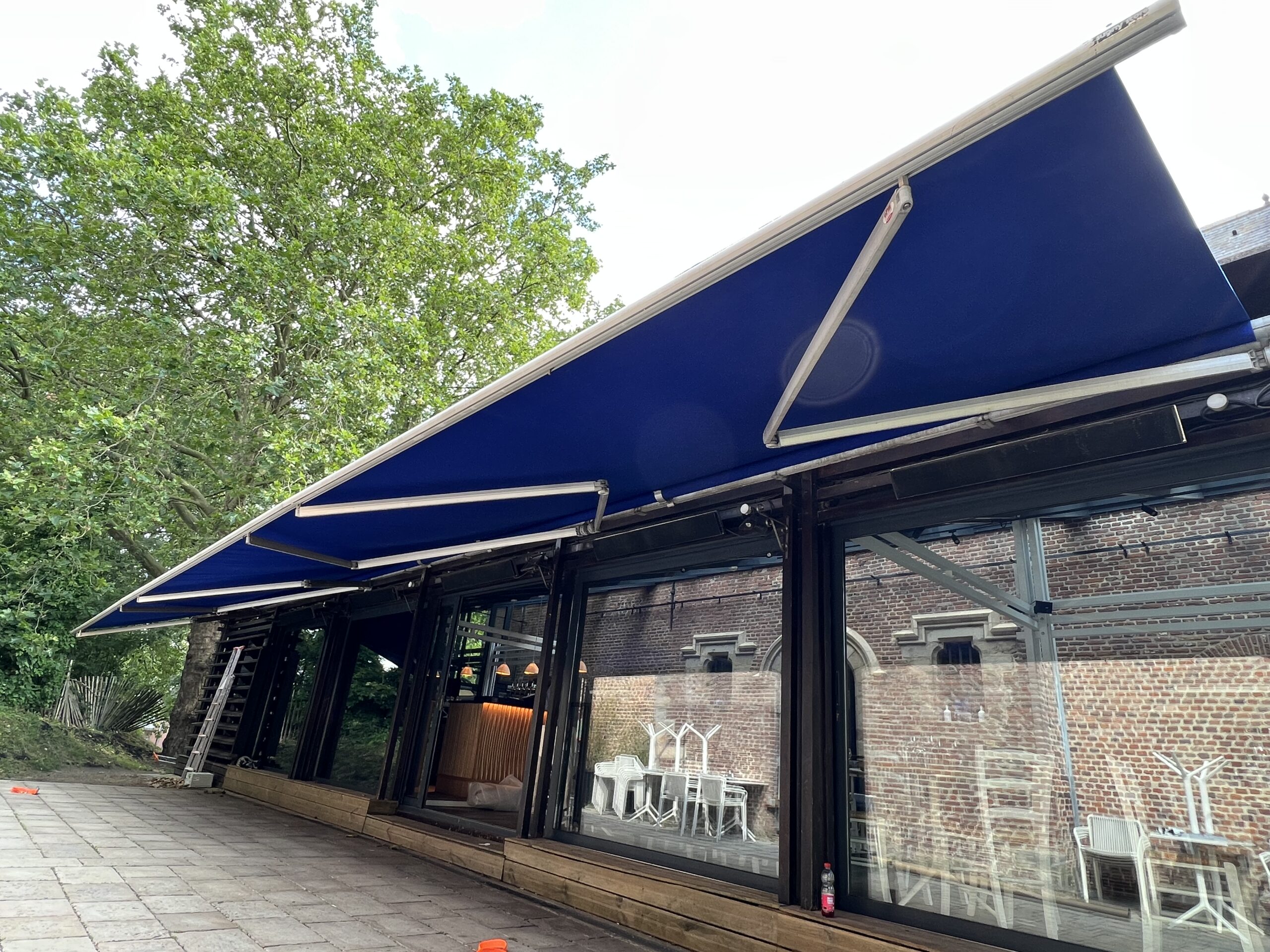 Stores extérieurs 49 IMG 1915 scaled