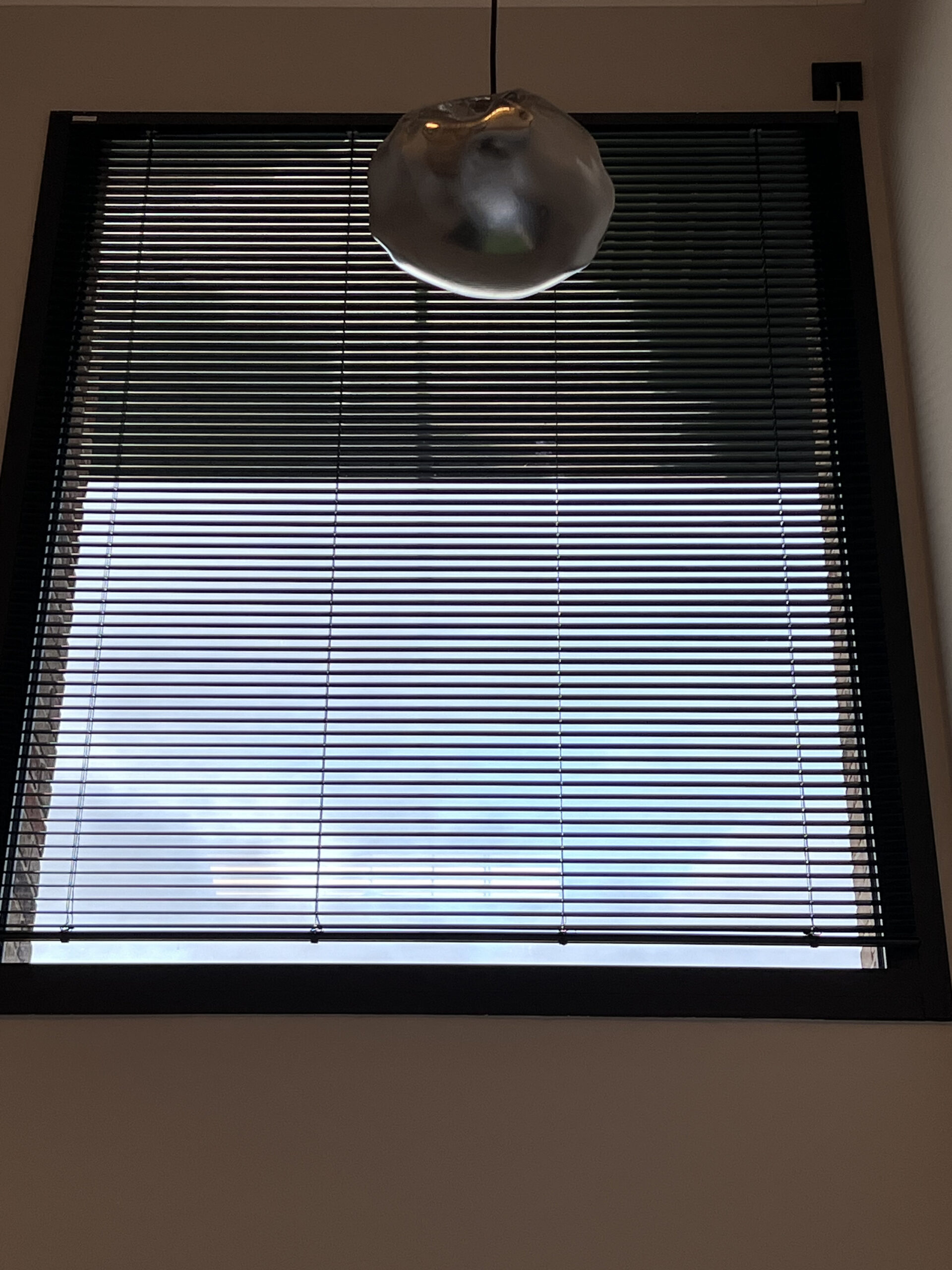 Stores extérieurs 48 IMG 2808 scaled