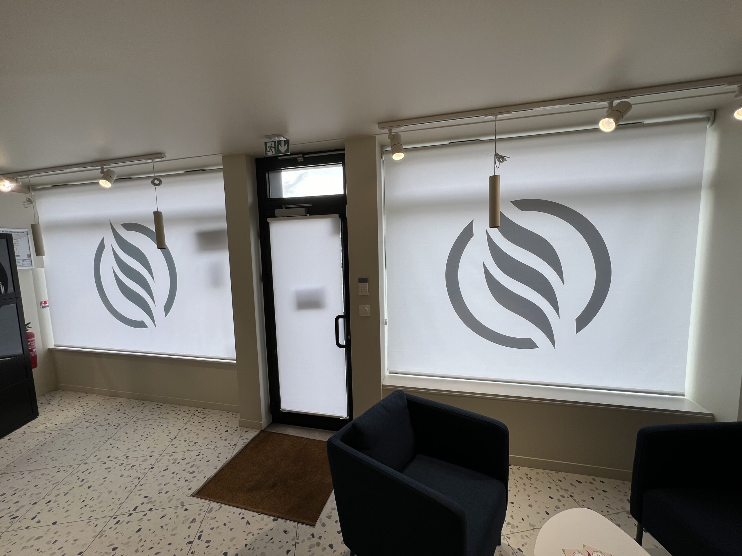 Stores intérieurs 46 IMG 4023 scaled