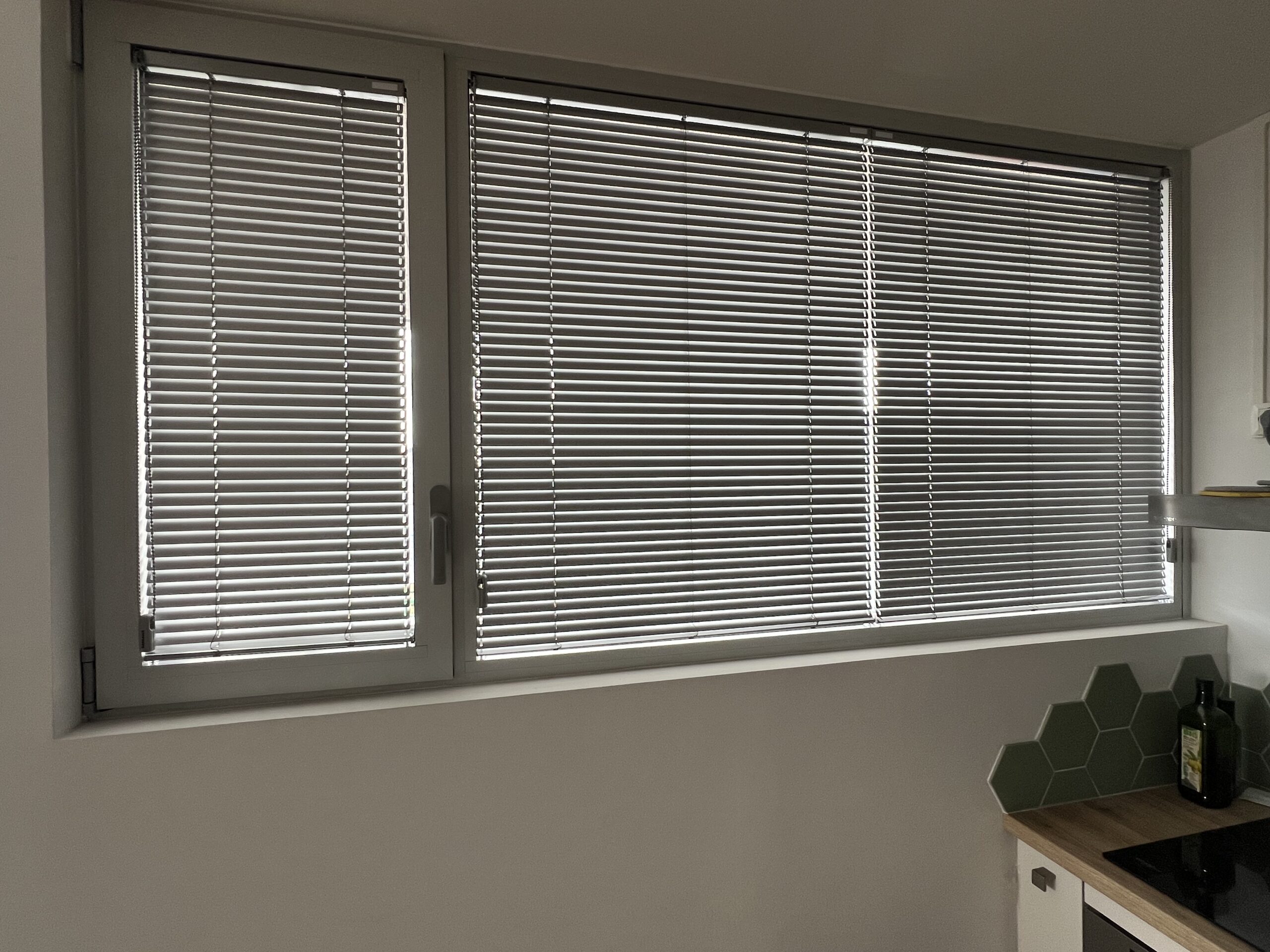 Stores intérieurs 31 IMG 4366 scaled