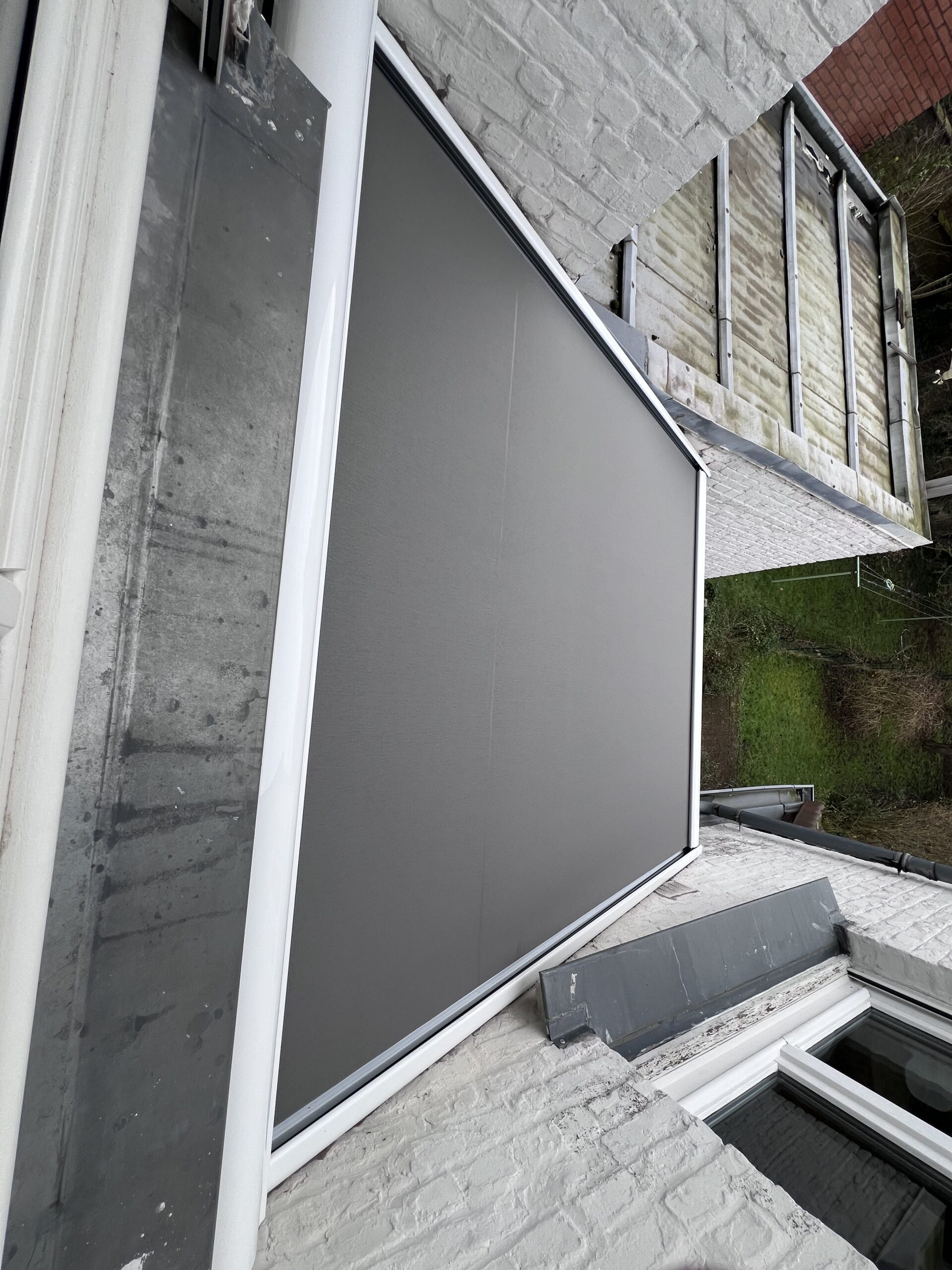 Stores extérieurs 26 IMG 6258 scaled