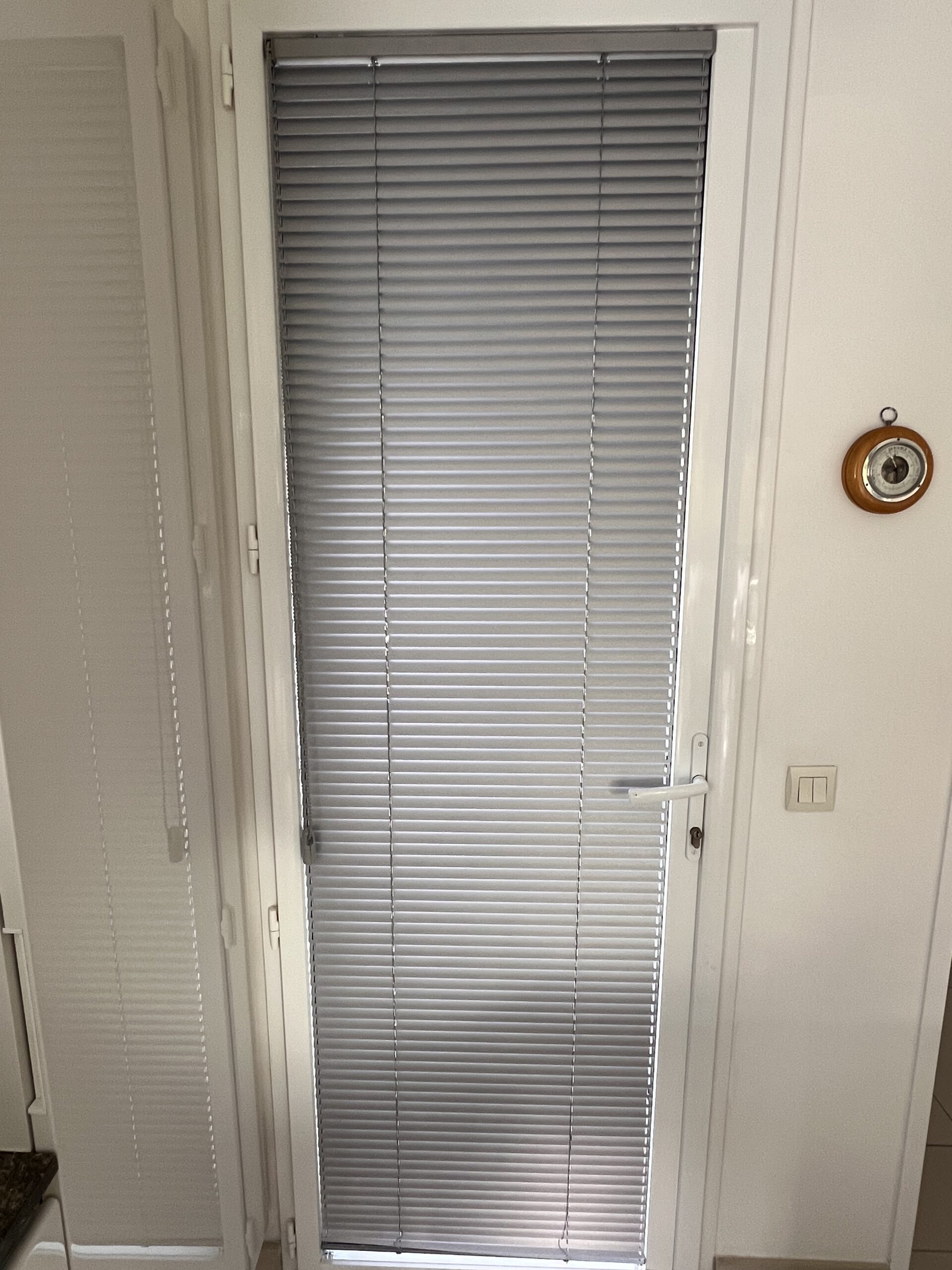 Stores intérieurs 19 IMG 7172 scaled