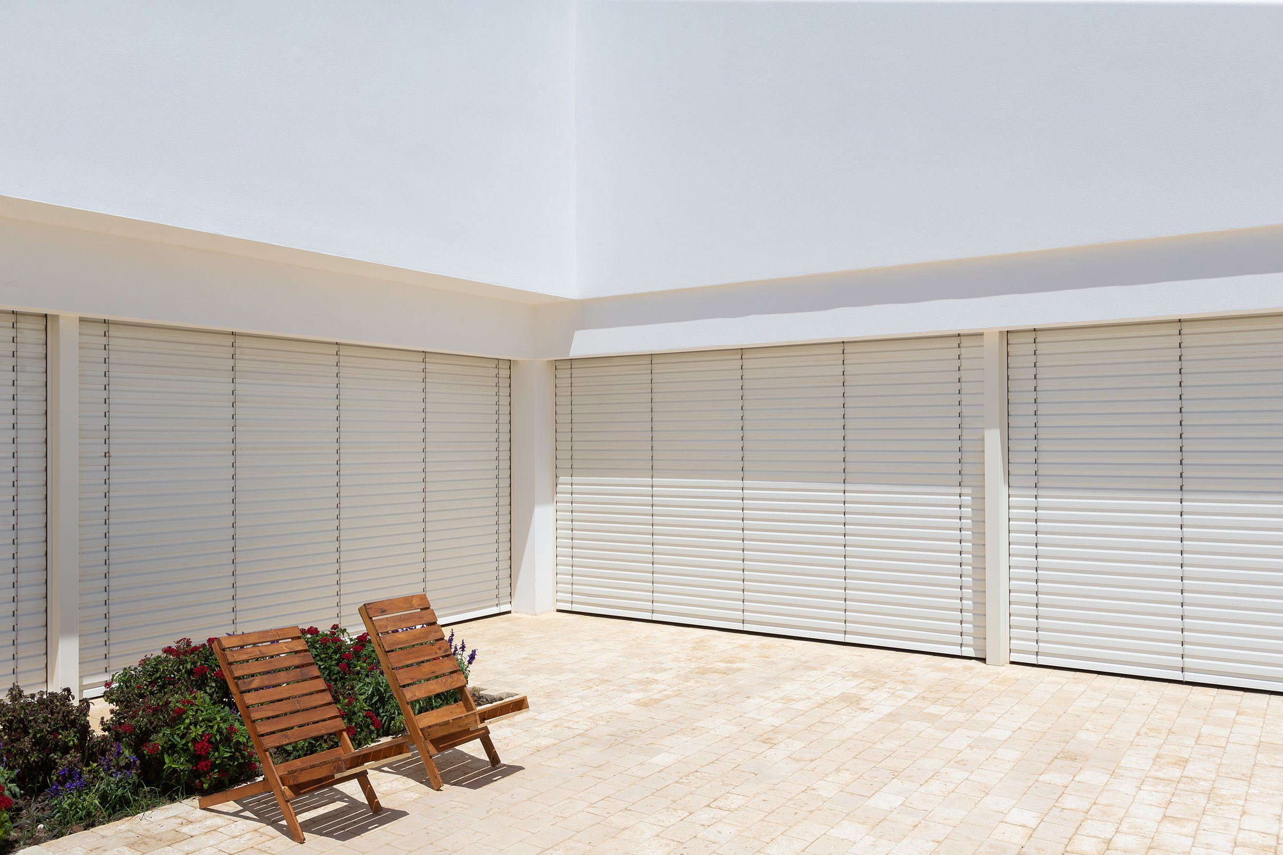Stores extérieurs 38 brise soleil orientable 6