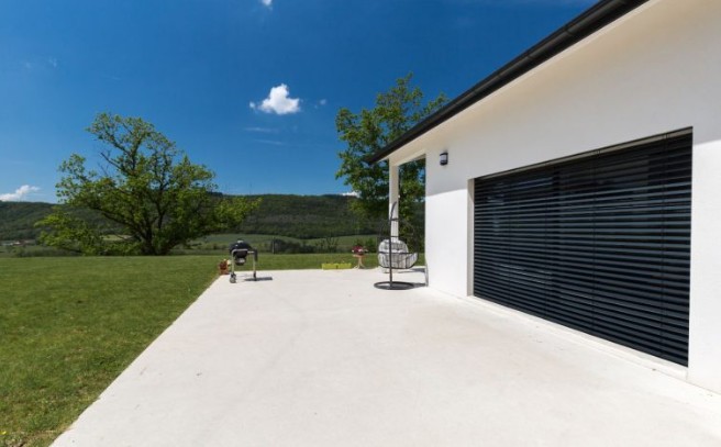 Stores extérieurs 44 brise soleil orientable soprofen2