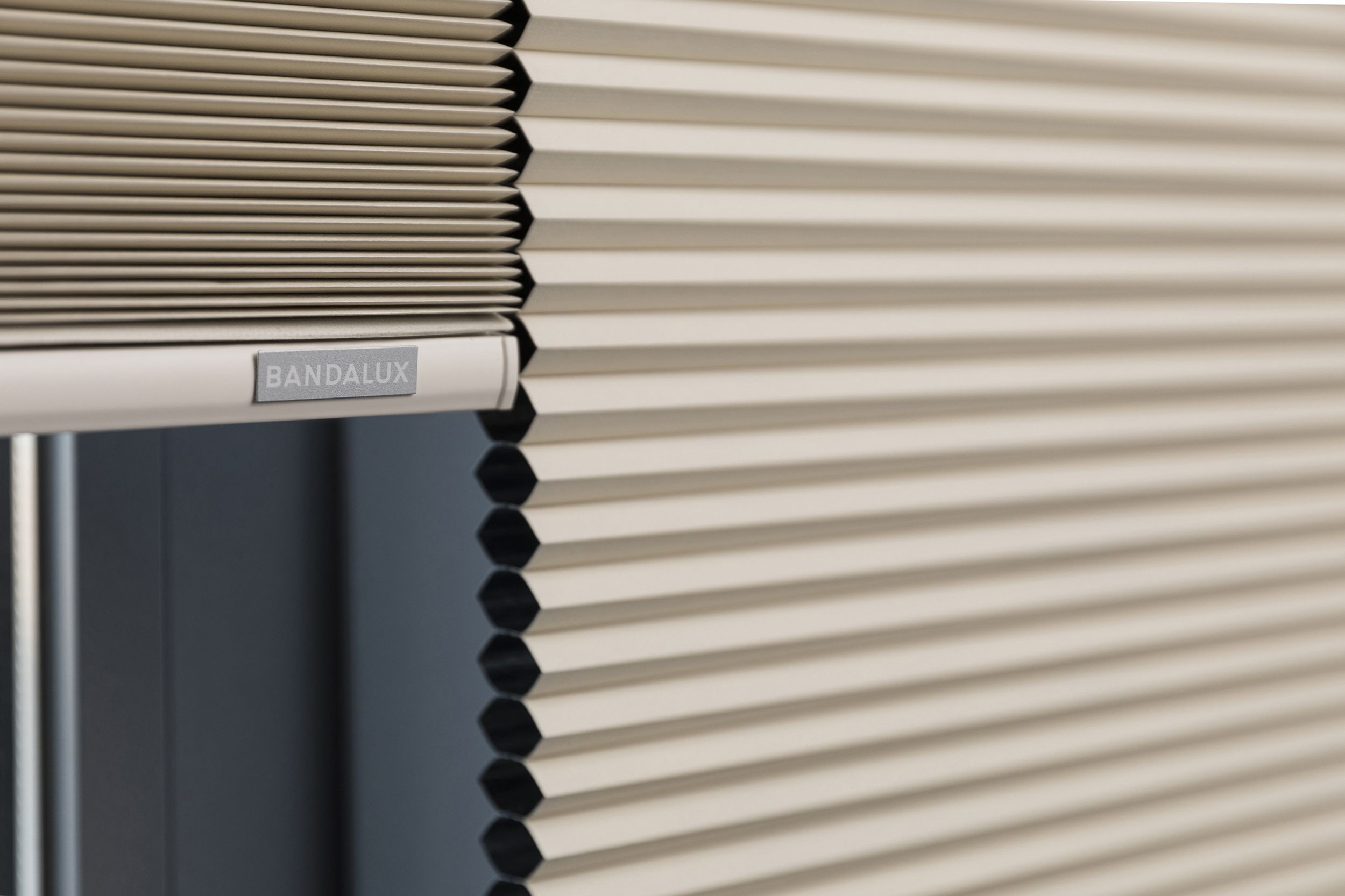 Stores intérieurs 57 store plisse6